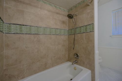 510 Mayfield Ave, Garland TX  75041-5041 exterior