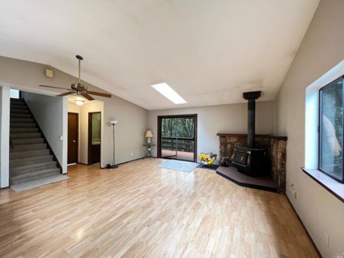25888 Bear Ln, Willits, CA 95490-9430