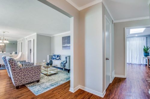 10007 Dale Crest Dr, Dallas TX  75229-5841 exterior