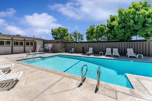 20426 Vermont Ave, Torrance CA  90502-1561 exterior