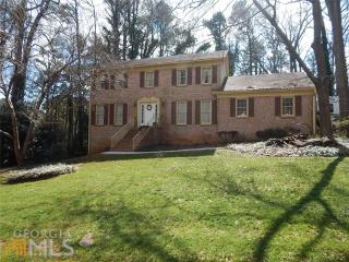2871 Livsey Trl, Tucker, GA 30084-2550