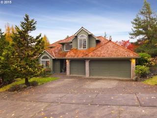 15745 Bobwhite Cir, Beaverton, OR 97007-8226