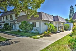 10050 Bloomfield Ave, Cypress CA  90630-4105 exterior