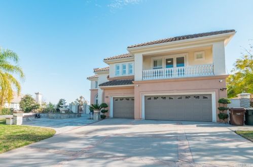 19900 Ridge Estate Ct, Walnut, CA 91789-4911