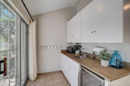 3112 Barton Pt Dr, Austin TX  78733-6345 exterior