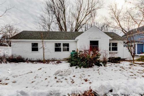 58 Pearson St, Portsmouth, NH 03801-4834