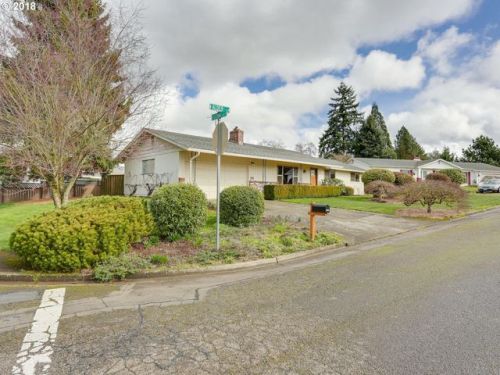 2301 Alder Ln, Newberg, OR 97132-1439