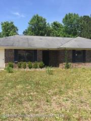 355 Mccumber Dr, Allenhurst GA  31301-2518 exterior