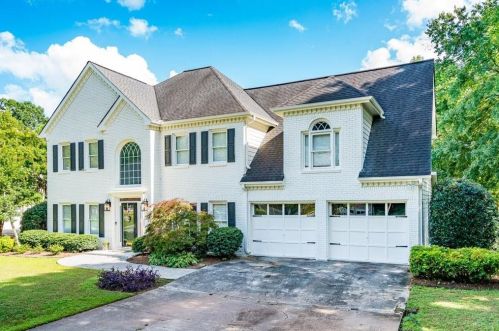 3151 Crestmont Way, Kennesaw, GA 30152-4677