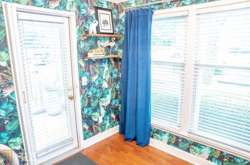 505 Bainbridge Dr, Atlanta GA  30327-4273 exterior