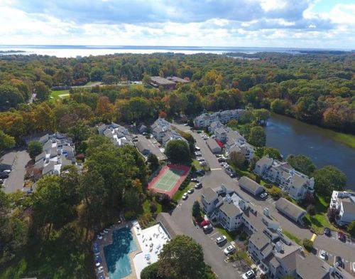 188 Rowayton Wood Dr, Norwalk CT  06854-3945 exterior