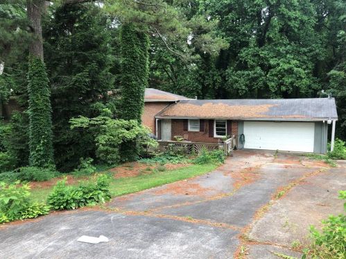 3191 Crestview Cir, Duluth, GA 30096-2513