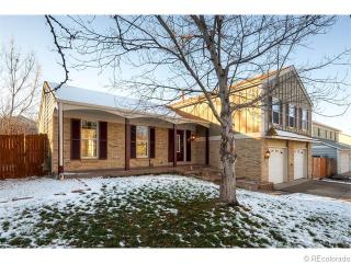 2463 Elkhart St, Denver CO  80014-2516 exterior