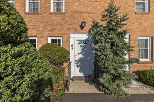 64 Greenwich Way, Milford, CT 06460-7107