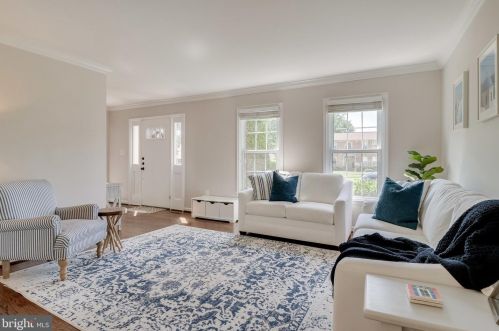 9016 Lake Braddock Dr, Springfield, VA 22015-2131