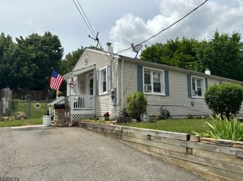 19 Jefferson Ave, Dover NJ  07801-5503 exterior