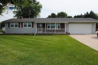 17676 Frazier Rd, Sandwich, IL 60548-7007