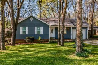 105 Creek Ct, Smyrna, TN 37167-2705