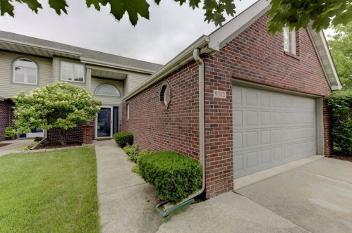 9312 Van Buren St, Crown Point, IN 46307-1720