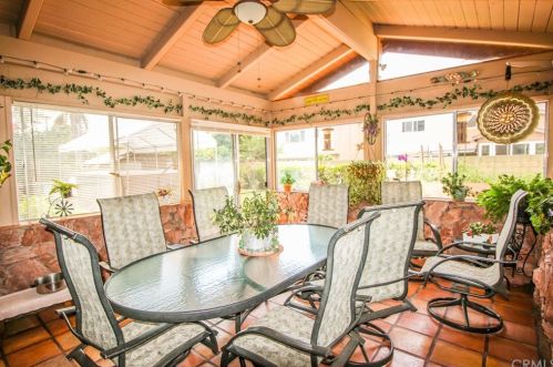 1621 Sumac Ln, Anaheim CA  92804-6653 exterior