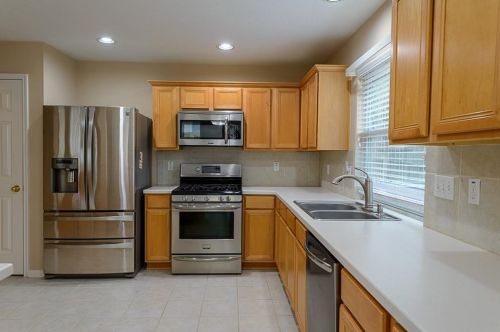 19 Wild Orchid Ct, Conroe TX  77385-3558 exterior