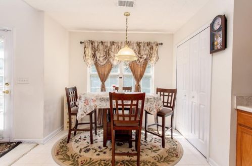 110 Magnolia Walk Ln, Atlanta GA  30349-4067 exterior