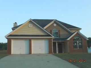 685 Lake Joyce Ln, Fairburn, GA 30213-6434
