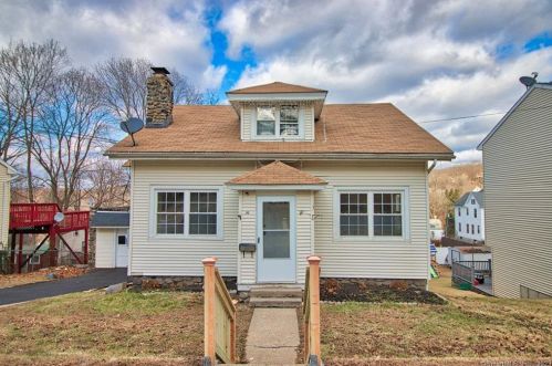 30 Edgehill Ave, Waterbury, CT 06704-1824