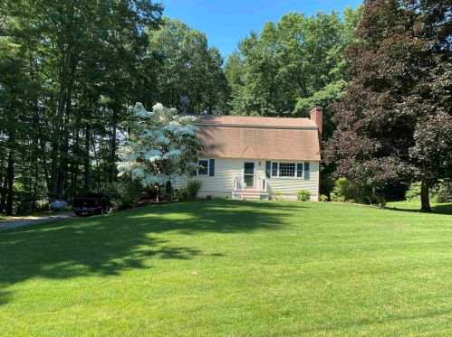 53 Brady Ave, Derry, NH 03038-7107