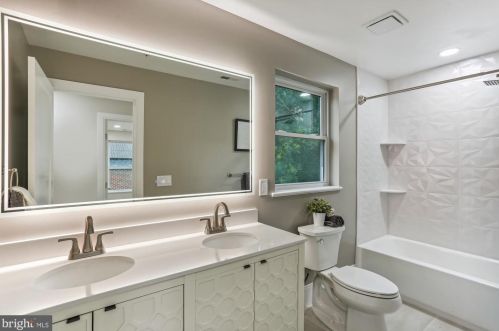 620 Mississippi Ave, Silver Spring MD 20910-5236 exterior