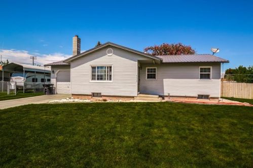 3665 Vaughn St, Idaho Falls, ID 83406-7827