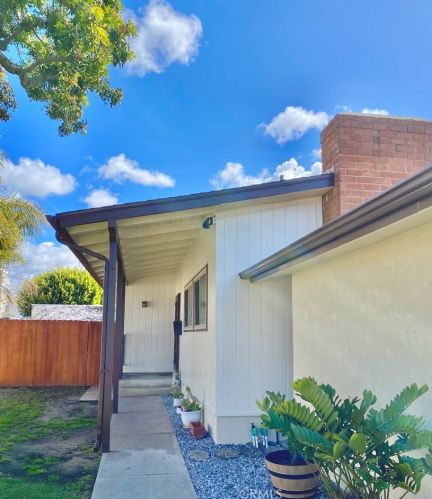18126 Bailey Dr, Torrance, CA 90504-3705