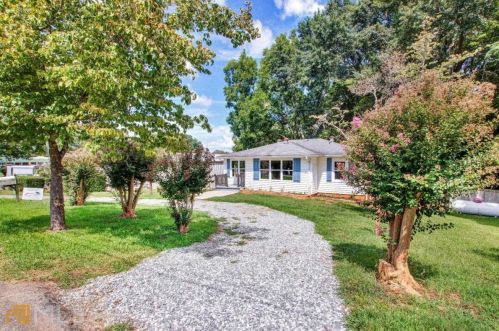 203 Eastside Dr, Demorest, GA 30535-5609