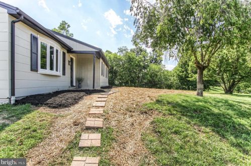 440 Wertz Run Rd, Carlisle PA 17013-8100 exterior