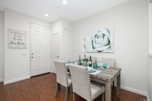 126 Hedge Bloom, Irvine CA  92618-1517 exterior