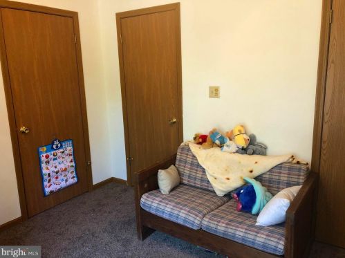 66 Tecumseh Trl, Hedgesville WV  25427-3857 exterior