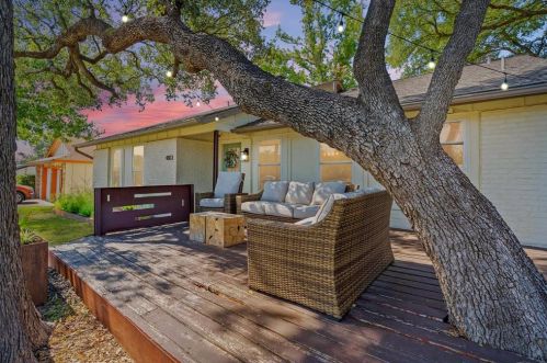4803 Beaver Creek Dr, Austin, TX 78759-4133