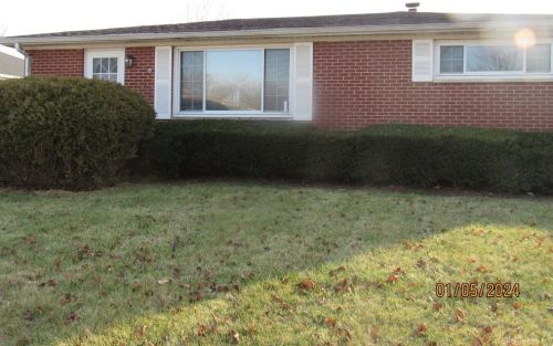 1117 Westmont Dr, Springfield, OH 45503-5827