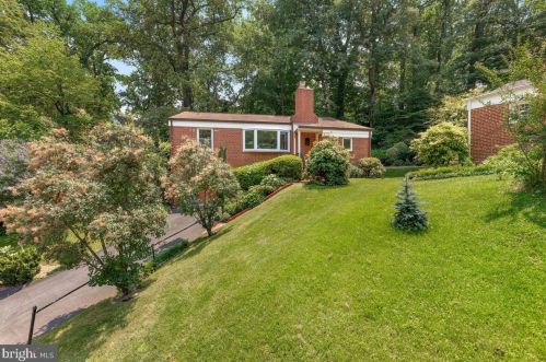 134 Dale Dr, Silver Spring, MD 20910-5567