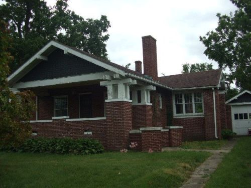 668 Summer St, Paxton, IL 60957-1745