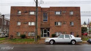 8414 Torresdale Ave, Philadelphia PA  19136-1532 exterior