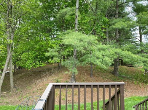 252 Sayre Dr, Princeton NJ  08540-5841 exterior