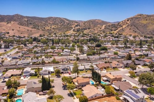 1755 Emory Ave, Simi Valley CA 93063-5005 exterior