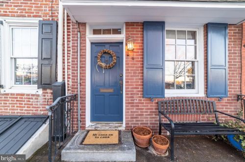 720 Front St, Philadelphia, PA 19147-3518