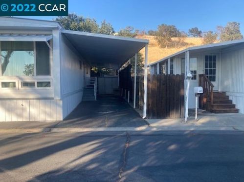146 Scenic Dr, Concord CA  94518-2039 exterior