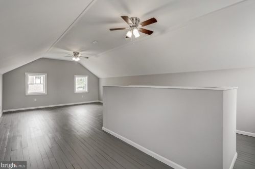 210 Rosedale Ave, Lancaster PA  17603-5708 exterior