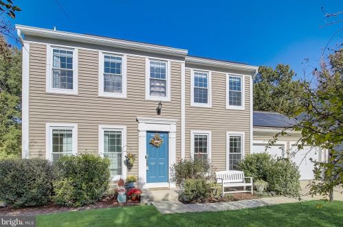 8643 Stonecutter Rd, Columbia, MD 21045-2606