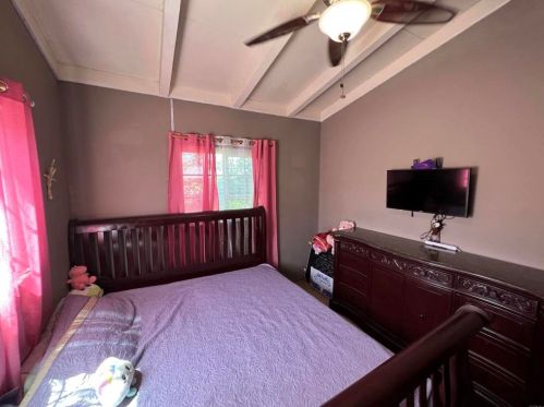 7715 Orch St, Riverside CA  92504-3661 exterior