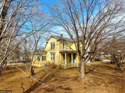220 Minnesota Ave, Saint Peter, MN 56082-2414