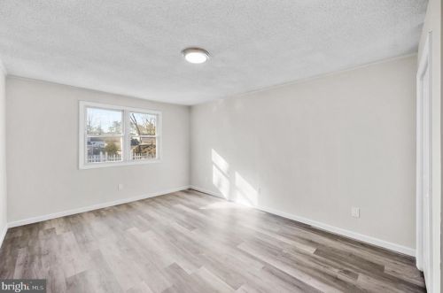 52 Fox Chase Dr, Blenheim NJ  08012-4462 exterior